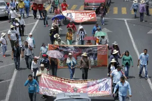 ?Multas? de hasta $3 mil a comerciantes que no van a marchas de la 28