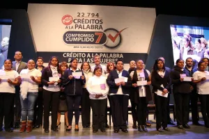 Tony Gali cumple al apoyar los proyectos productivos de las mujeres poblanas