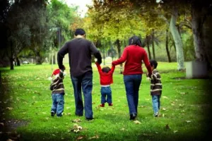Busca Día de la Familia resaltar valores en el primer núcleo social