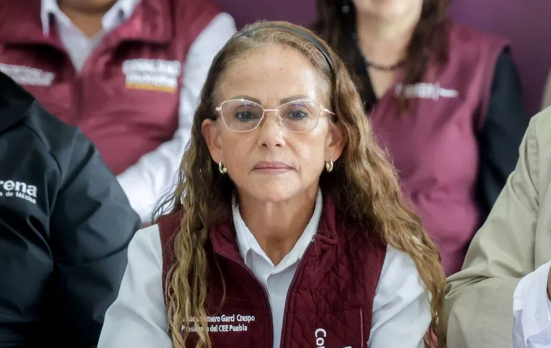 Olga Romero niega salida de Morena Puebla y mantiene abierta posibilidad de candidatura