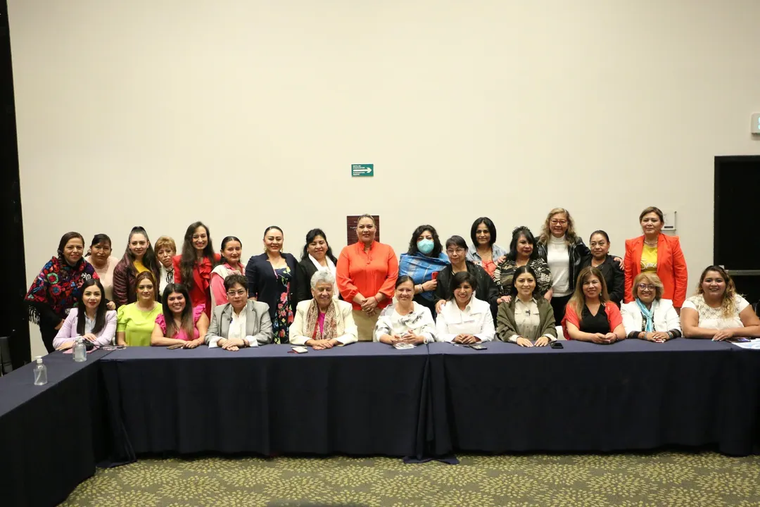 Red Plural de Mujeres