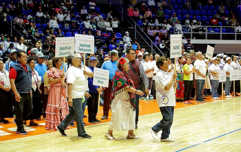 arena-buap-juegos-adultos-mayores