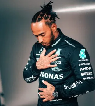 Lewis Hamilton se va de Mercedes y se une a Ferrari 
