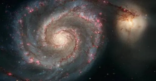 Telescopio Hubble muestra imagen de la galaxia Remolino