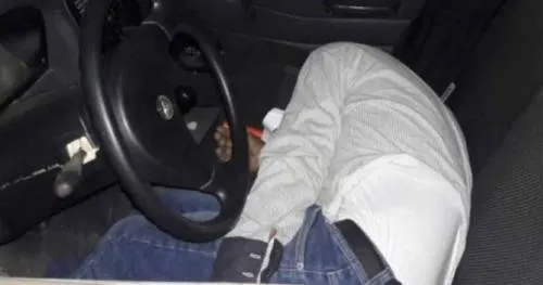 Asesinan a joven abordo de su auto en Palmar de Bravo