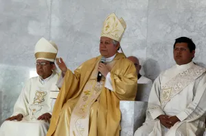 Celebra Arzobispo 25 años sacerdotales de Monseñor Tomás López
