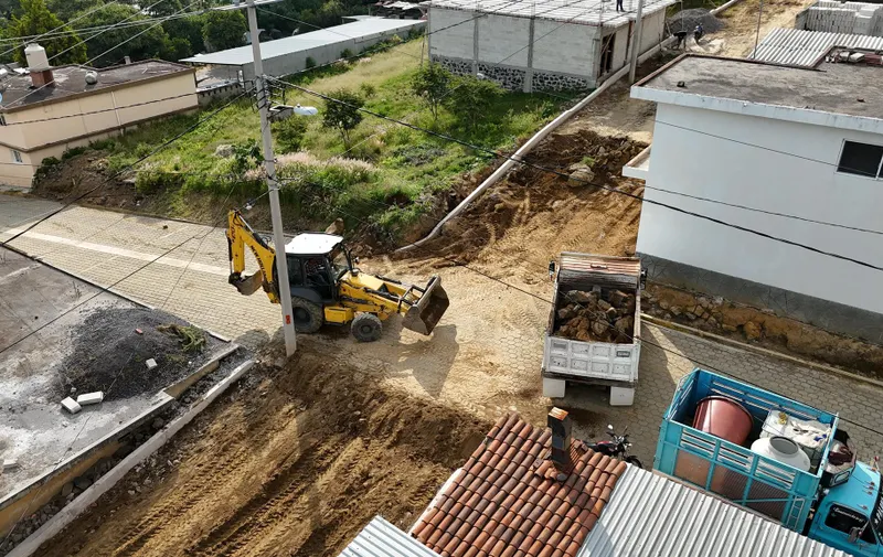 Ariadna Ayala, presidenta de Atlixco, reafirma su compromiso con La Agrícola Ocotepec e inicia obra con sentido social