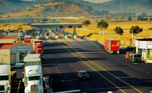 Soto Martínez demanda ampliación de autopista Amozoc-Perote para reducir accidentes