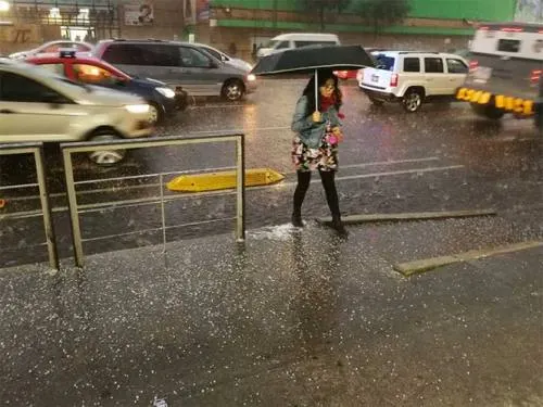 Activan Alerta Amarilla en seis delegaciones por lluvia