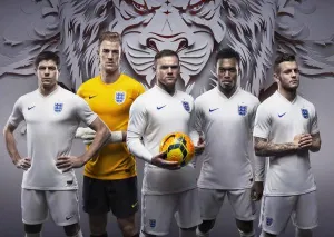 Jugadores ingleses modelan nueva armadura para Brasil 2014