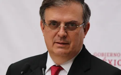 En octubre iniciarán pruebas de Fase 3 de vacunas contra coronavirus en México: Ebrard