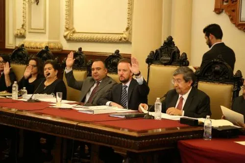 Cabildo pone fin a publicidad con connotación sexual que denigre la imagen de la mujer