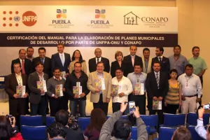 Certifica UNFPA-ONU el manual para la elaboración de planes municipales del gobierno del estado