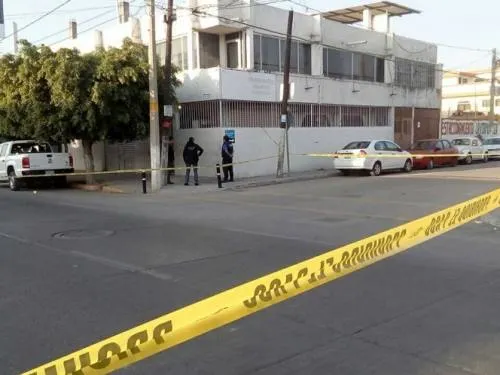 Rafaguean oficinas de la Fiscalía General, en Irapuato