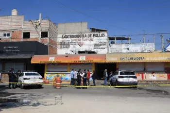 Asesinan a dueño de pollería con disparos de fusil AR-15 en la Central de Abasto