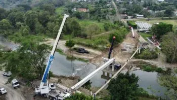 Avanza la construcción del Puente El Ojite en Xicotepec: Sergio Salomón