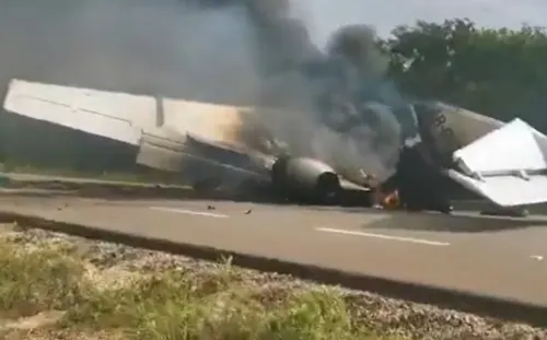 Sedena halla casi 400 kilos de cocaína; estaría ligada a avioneta incendiada en QRoo