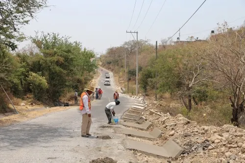 Avance del 25% la rehabilitación de caminos de las 10 rutas de evacuación del ‘Popo’