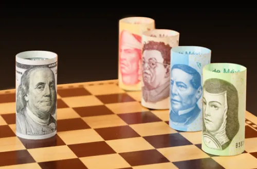 El dólar sube a 19.30 pesos en bancos