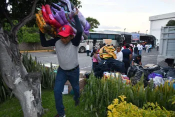 La BUAP entrega más de 30 toneladas de víveres en apoyo a damnificados de Guerrero