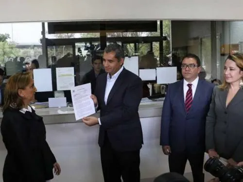 Busca PRI eliminar financiamiento y plurinominales en apoyo a damnificados