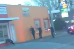 Mexicano es abatido por policías de EU en Washington