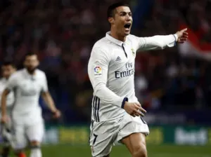 El Real Madrid gana derbi madrileño por goleada