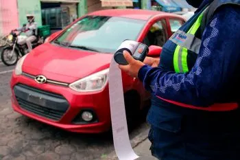 Se multó a 54 usuarios en la primera semana oficial de los parquímetros