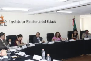 Presume IEE evaluación aprobatoria en materia de transparencia