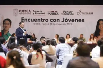 Los jóvenes son el motor para la transformación de Puebla: Alejandro Armenta