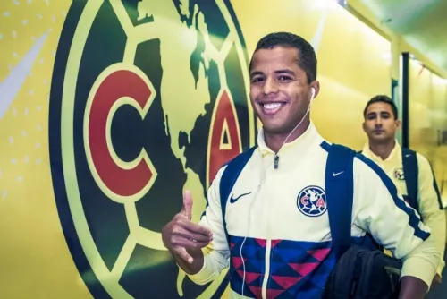 Henry Martin y Giovani Dos Santos podrían regresar a la cancha para disputar partido contra Pumas