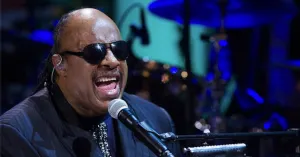 A los 64 años Stevie Wonder es padre de nuevo