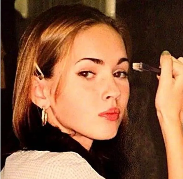 Megan Fox deja ver fotos de su infancia en Facebook
