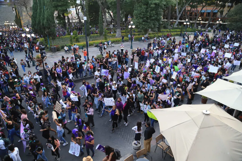 Persecución, hostigamiento o gobernación