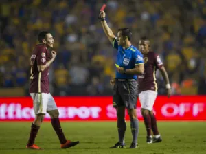 Sambueza y Cristaldo, vetados del inicio del Clausura