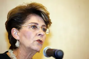 Mercedes Juan reconoce trabajo de la Conago en materia de salud
