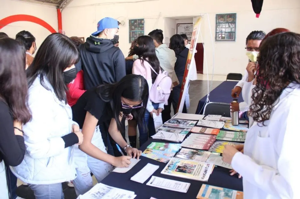 Impulsa IJMP feria contra las adicciones en juntas auxiliares de Puebla Capital