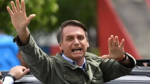 Lanza Bolsonaro ataque a Macron y rechaza ayuda a la Amazonia