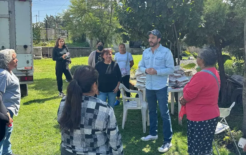 tono-lopez-canasta-del-ahorro-agua-santa