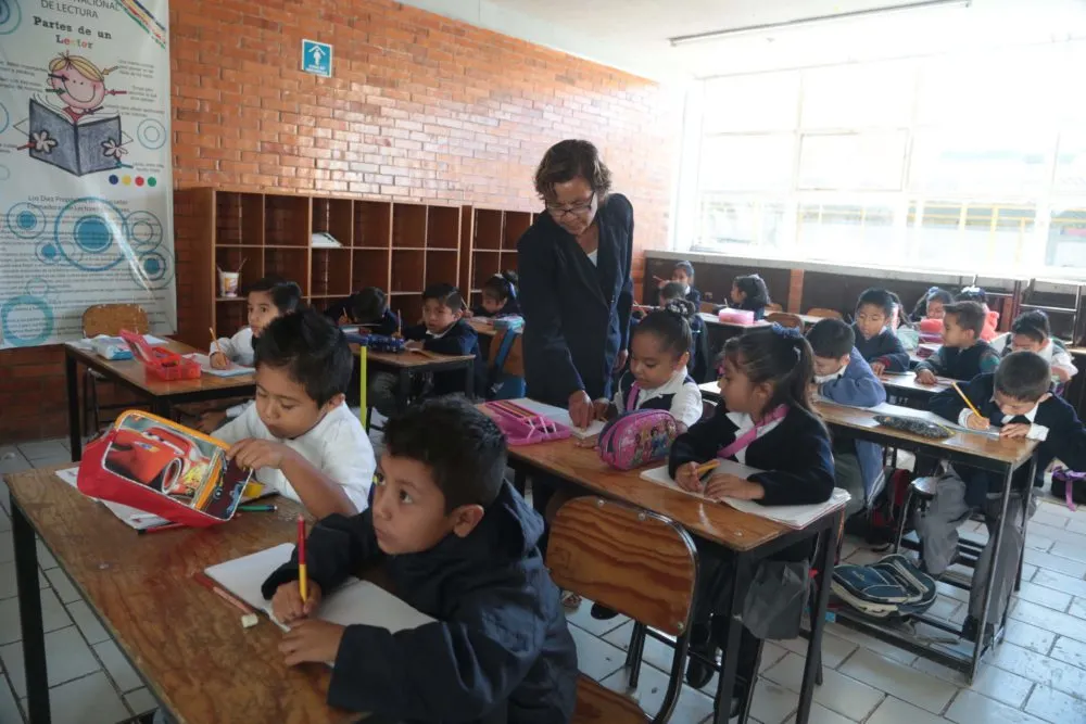 Convocatoria al premio “Mérito Docente 2024”