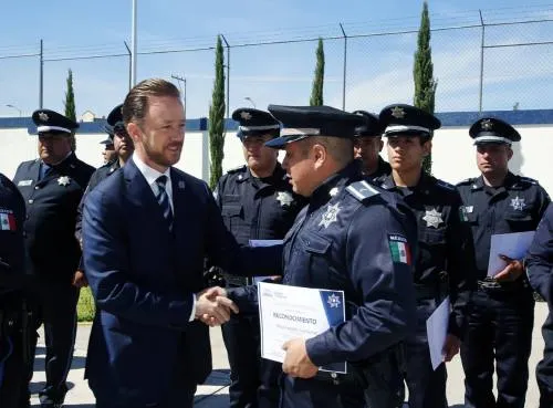 Ayuntamiento reconoce el buen desempeño de Policías Municipales