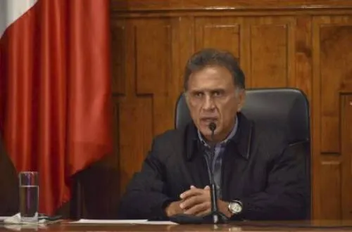 Yunes Linares pide a PGR ser testigo en caso contra Javier Duarte