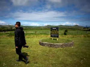 Rodaje de ‘Star Wars’ atrae multitudes a pueblito irlandés