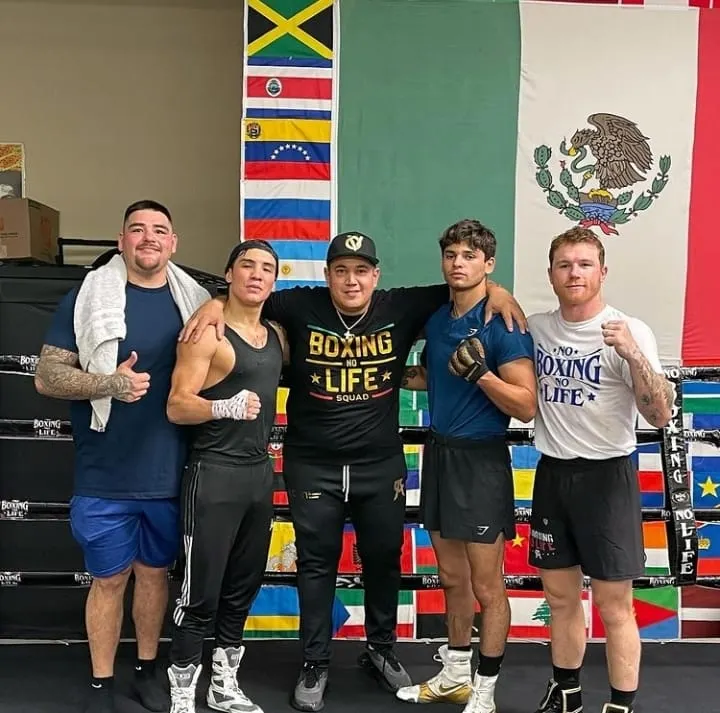 Canelo team