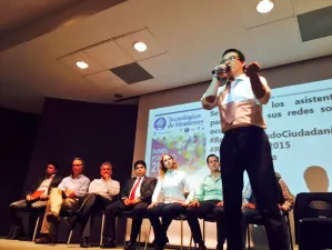 Políticos estamos debiendo a los mexicanos: Islas