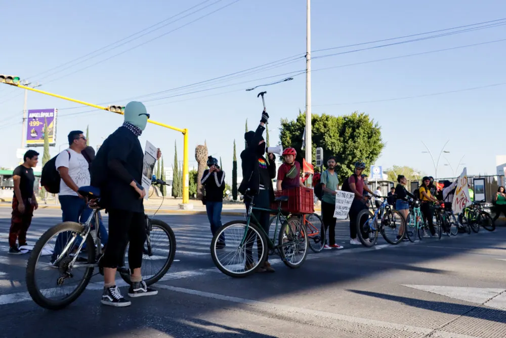 Manifestacion Biciusuarios Ciclistas Via Atlixcayotl