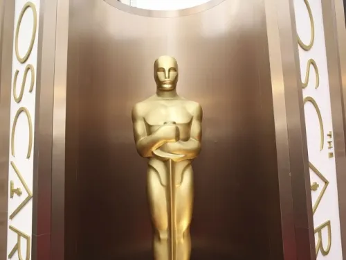Aplazan los Oscar 2021 por la pandemia de coronavirus