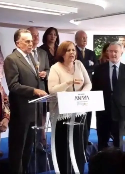 Ana Tere regresa al PAN, redil que sólo simuló abandonar