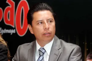 Presidente de CD Serdán amenaza con correr a quienes no voten por BAR