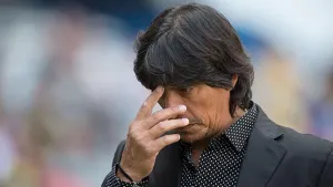 Morelia echa a Comizzo por malos resultados